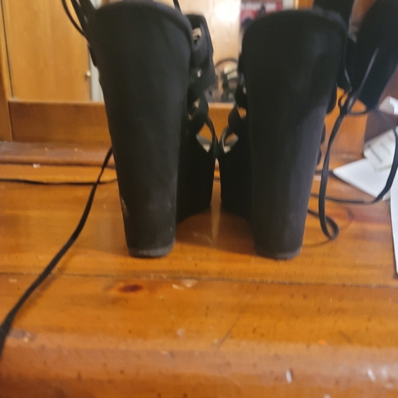 Wedges - Picture 3 of 3